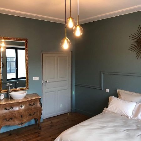 Les Chambres Berguoises Chambre Au Coeur De Bergues Exterior foto